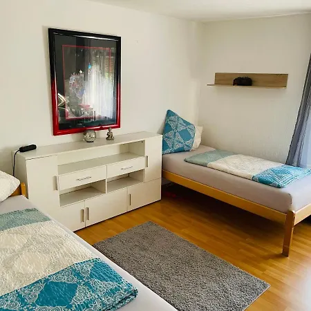 Bei Daniel Am Dortmunder Flughafen Apartment *